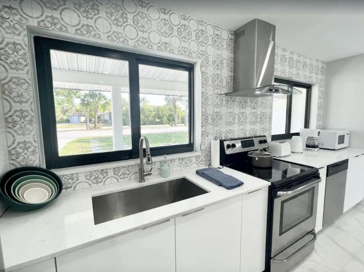 Family-Friendly Cape Coral Oasis With Pool! Villa Ngoại thất bức ảnh